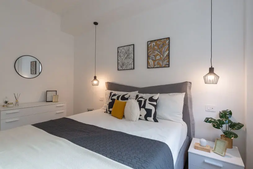home-staging-camera-da-letto-con-lecasedigrace-immobile-arredato-per-investimento-milano